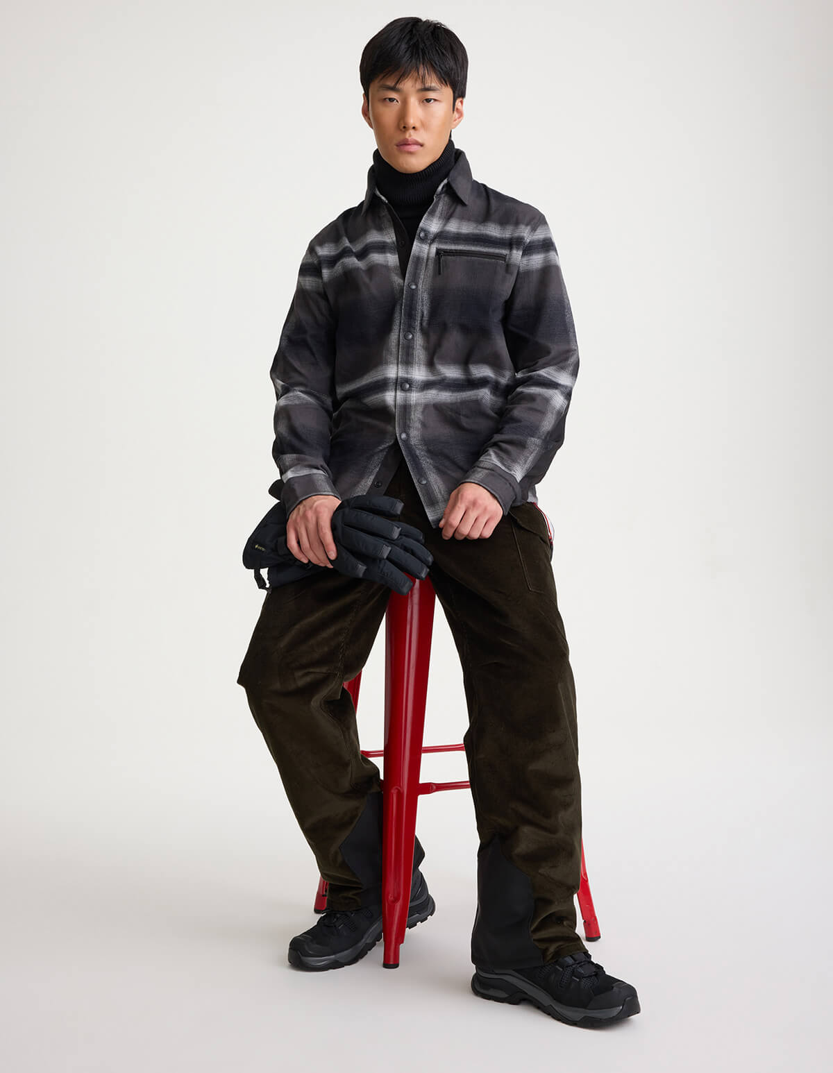 Loge Peak Ski Shirt #Color_Black_White_Multi