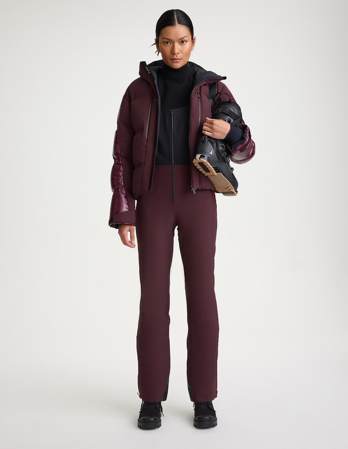 Etta Turtleneck Essential