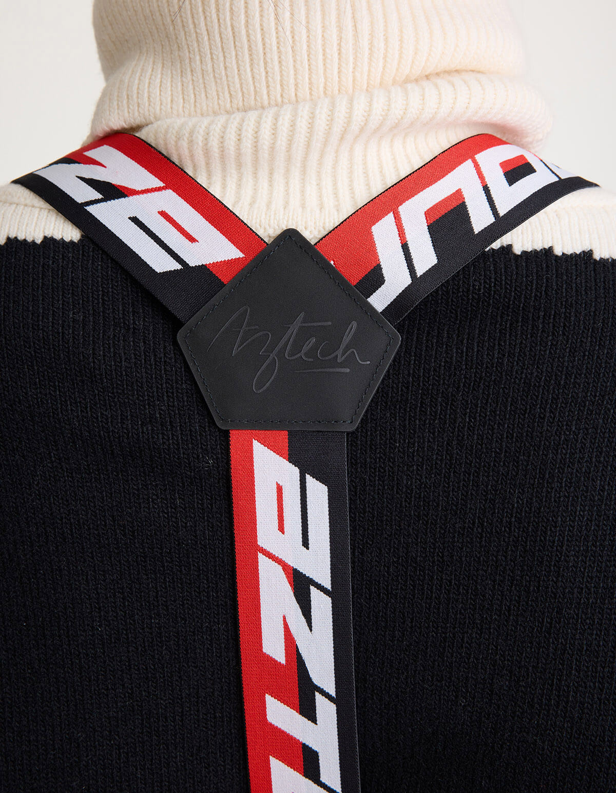 Hayden 3L Bib