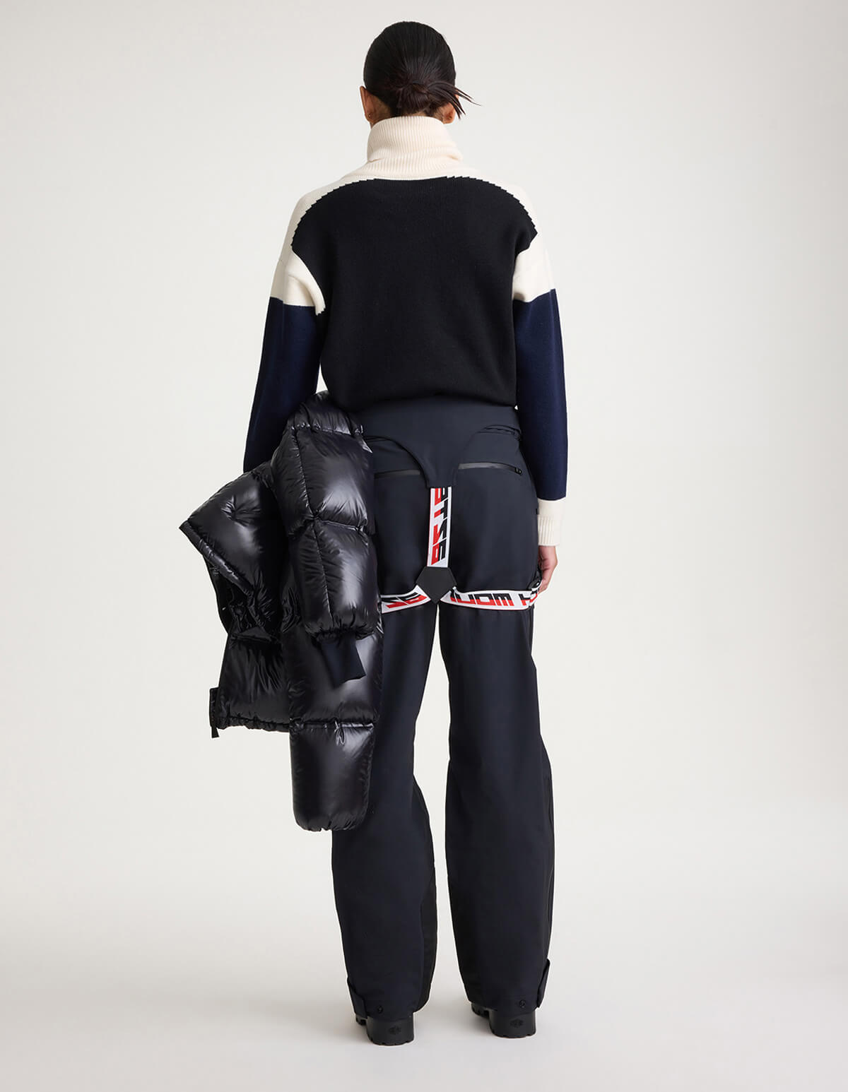 Hayden 3L Bib